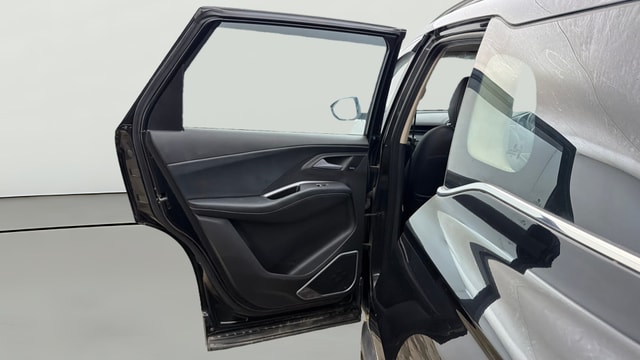 View MG Hector Plus Image 24 Used MG Hector Plus Image 24