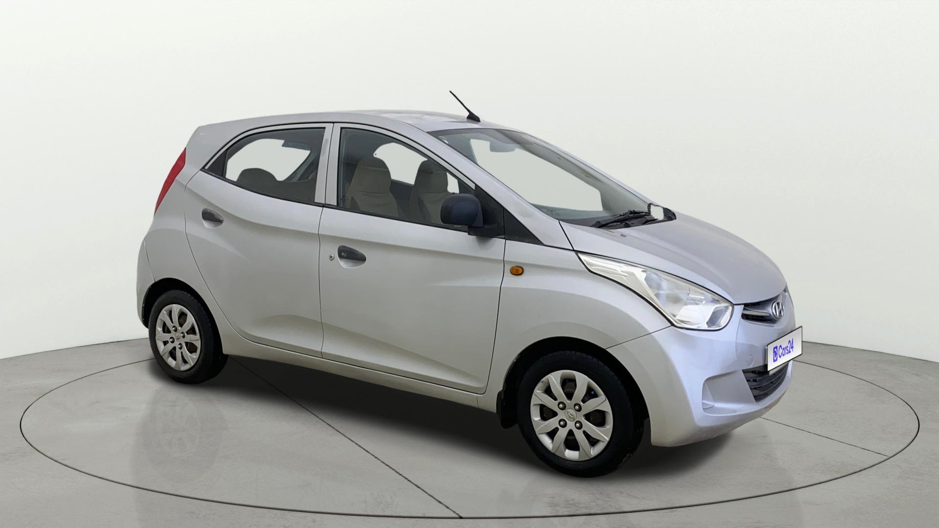 View 2015 Hyundai EON Magna Plus Image 21 Used 2015 Hyundai EON Magna Plus Image 21