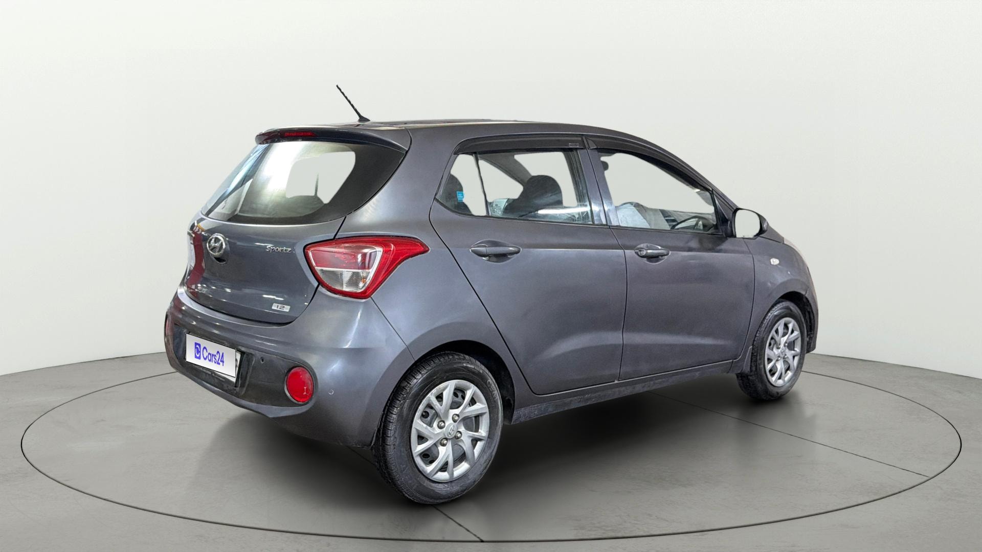 View 2018 Hyundai Grand i10 Sportz 1.2 Kappa Image 41 Used 2018 Hyundai Grand i10 Sportz 1.2 Kappa Image 41