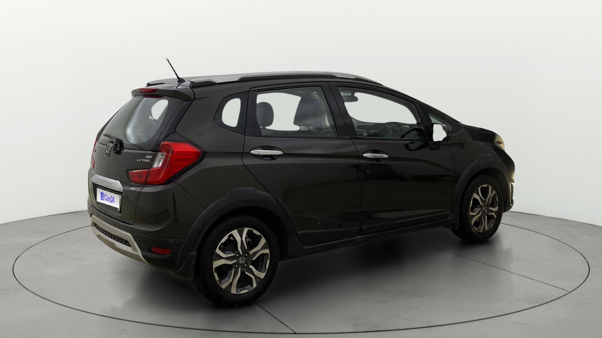 View 2018 Honda WR-V S MT Diesel Edge Edition Image 44 Used 2018 Honda WR-V S MT Diesel Edge Edition Image 44