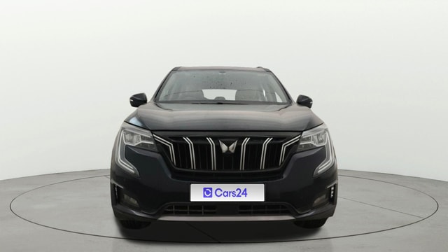 View Mahindra XUV700 Image 1 Used Mahindra XUV700 Image 1