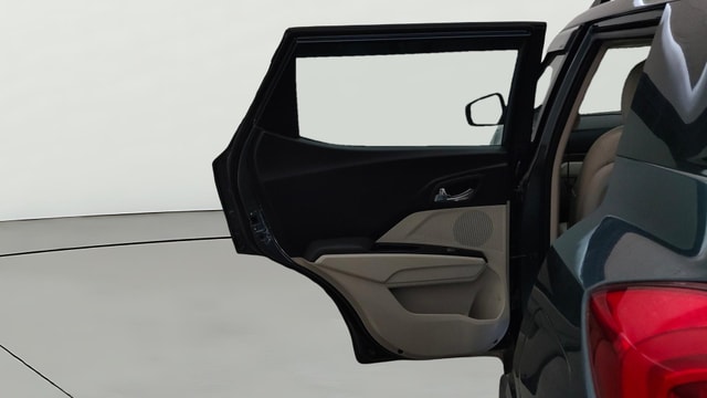 View Mahindra XUV300 Image 23 Used Mahindra XUV300 Image 23