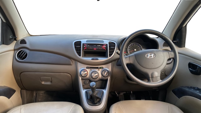View Hyundai i10 Image 32 Used Hyundai i10 Image 32