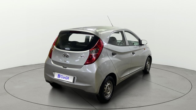 View Hyundai EON Image 41 Used Hyundai EON Image 41