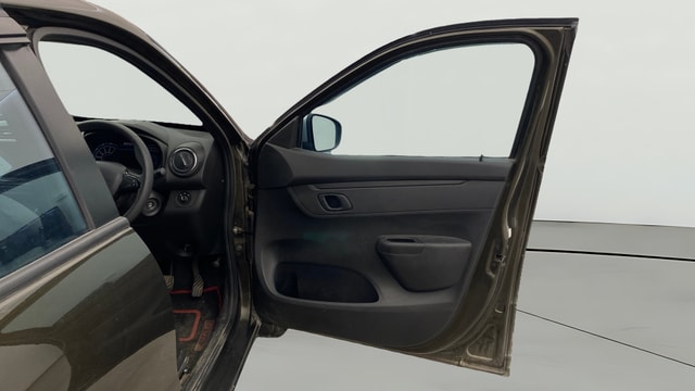View Renault Kwid Image 44 Used Renault Kwid Image 44