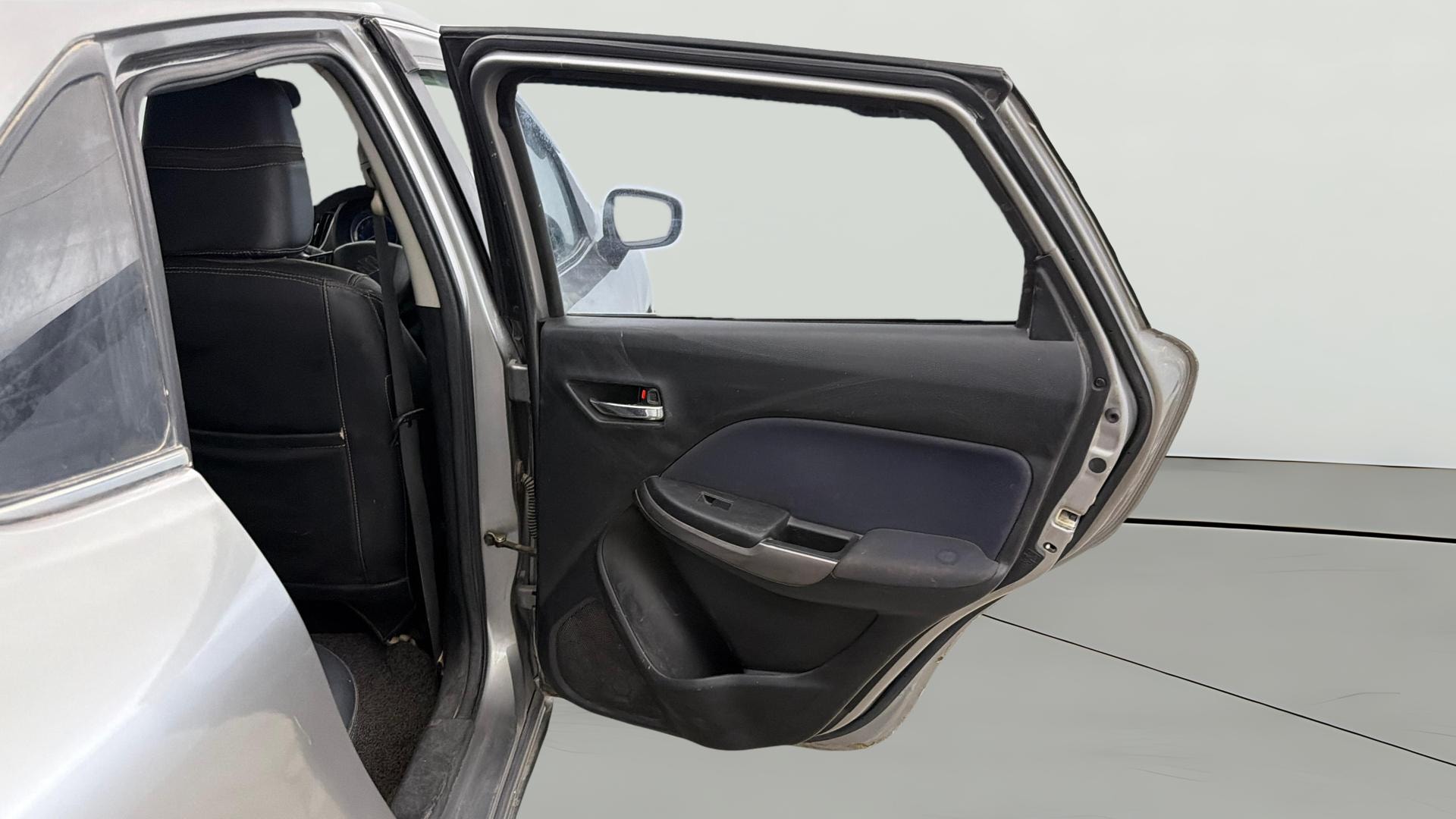 View 2019 Maruti Suzuki 1000 Base Variant Image 5 Used 2019 Maruti Suzuki 1000 Base Variant Image 5
