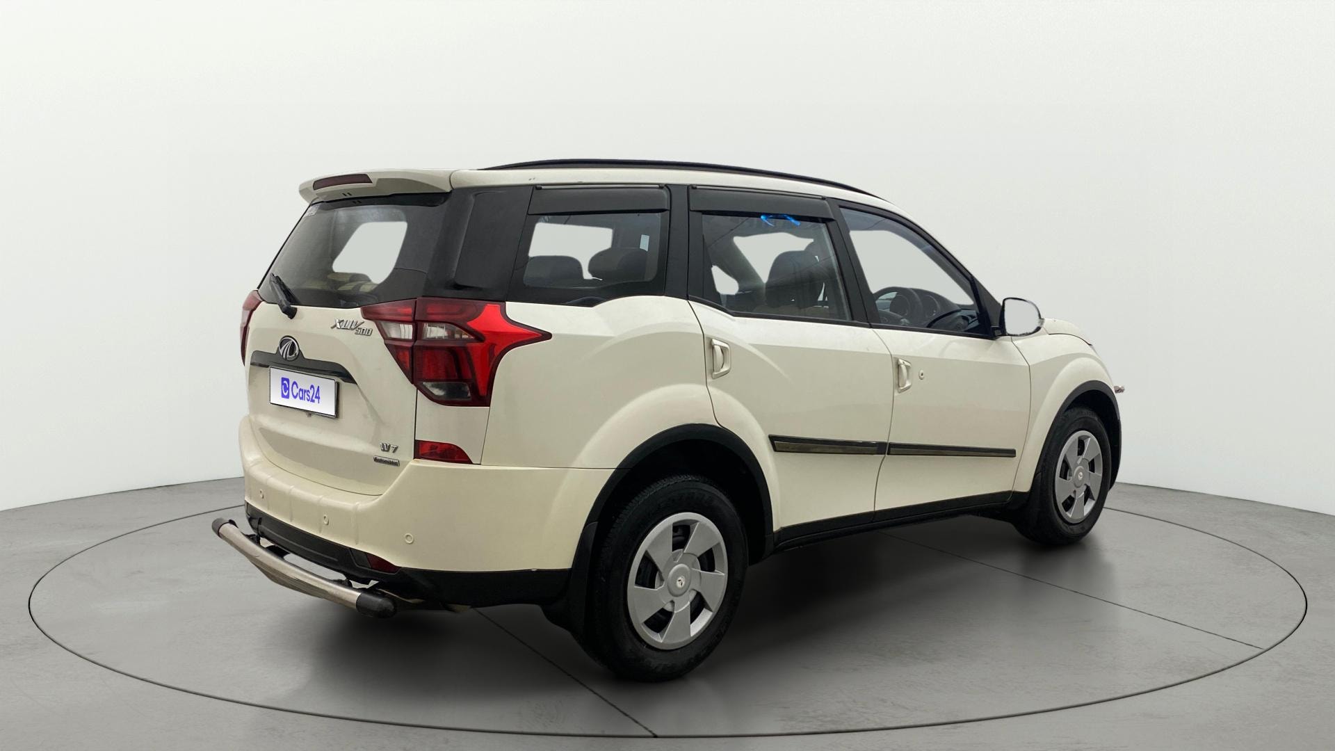 Used 2021 Mahindra XUV500 Used 2021 Mahindra XUV500