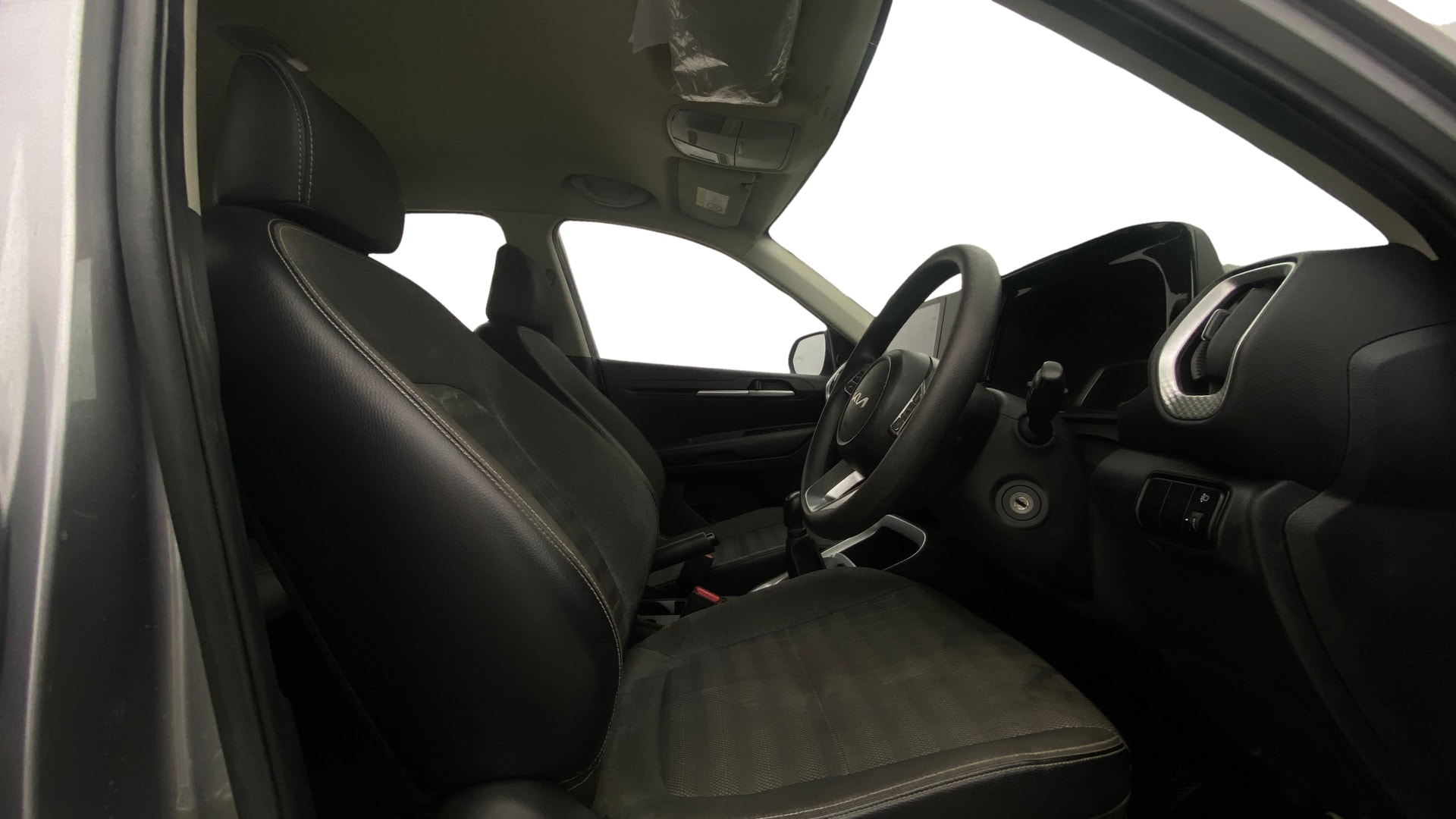 View 2021 Kia Sonet HTK Plus Petrol Image 26 Used 2021 Kia Sonet HTK Plus Petrol Image 26
