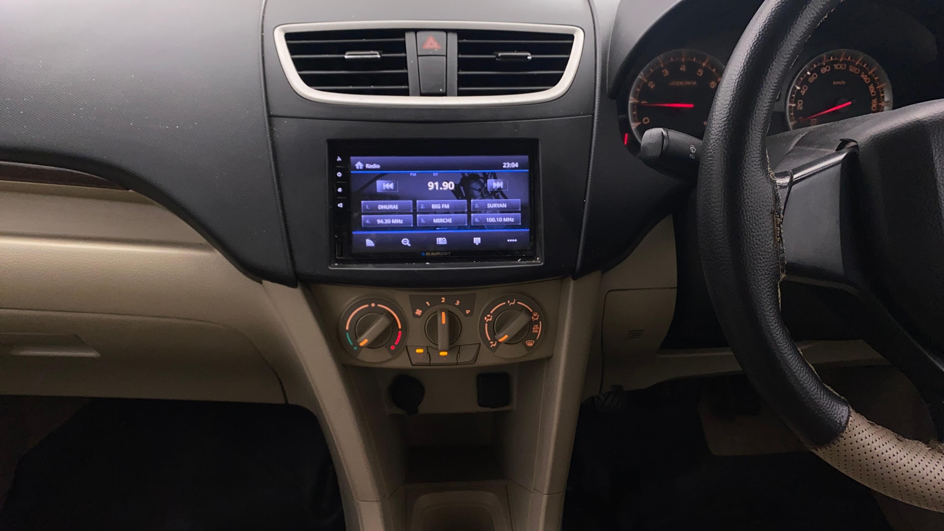 View 2017 Maruti Suzuki 1000 Base Variant Image 17 Used 2017 Maruti Suzuki 1000 Base Variant Image 17
