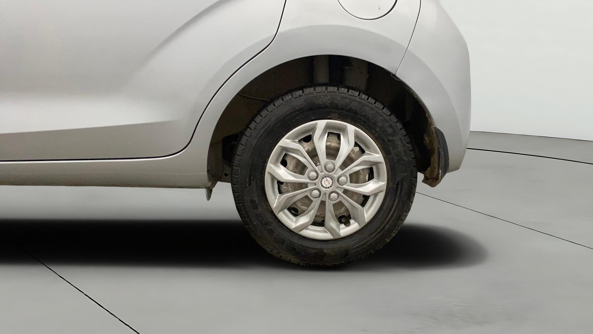 View 2019 Hyundai New Santro D-Lite Petrol Image 11 Used 2019 Hyundai New Santro D-Lite Petrol Image 11