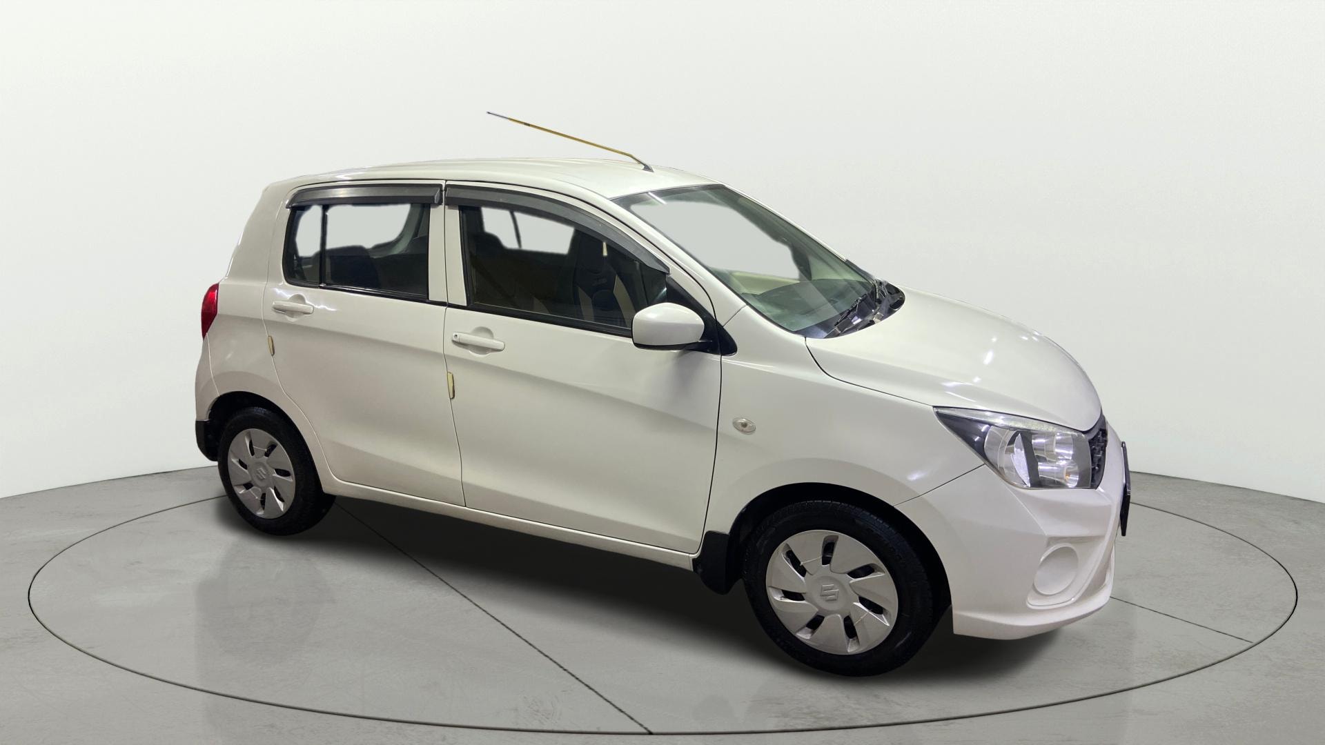 View 2019 Maruti Suzuki 1000 Base Variant Image 21 Used 2019 Maruti Suzuki 1000 Base Variant Image 21