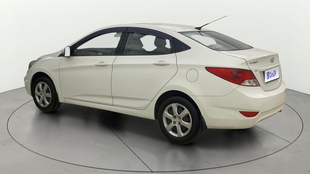 View Hyundai Fluidic Verna Image 2 Used Hyundai Fluidic Verna Image 2