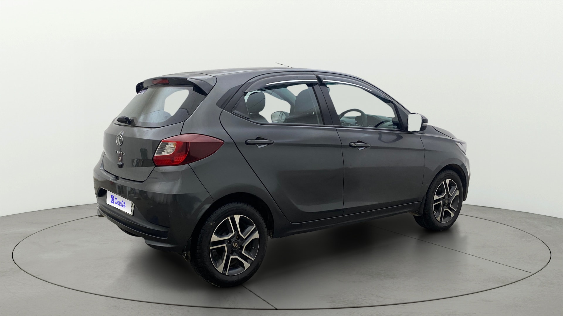 View 2021 Tata Tiago Revotorq XB Image 43 Used 2021 Tata Tiago Revotorq XB Image 43