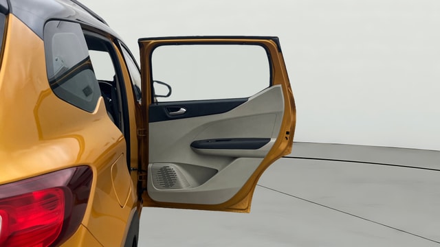 View Renault Triber Image 7 Used Renault Triber Image 7