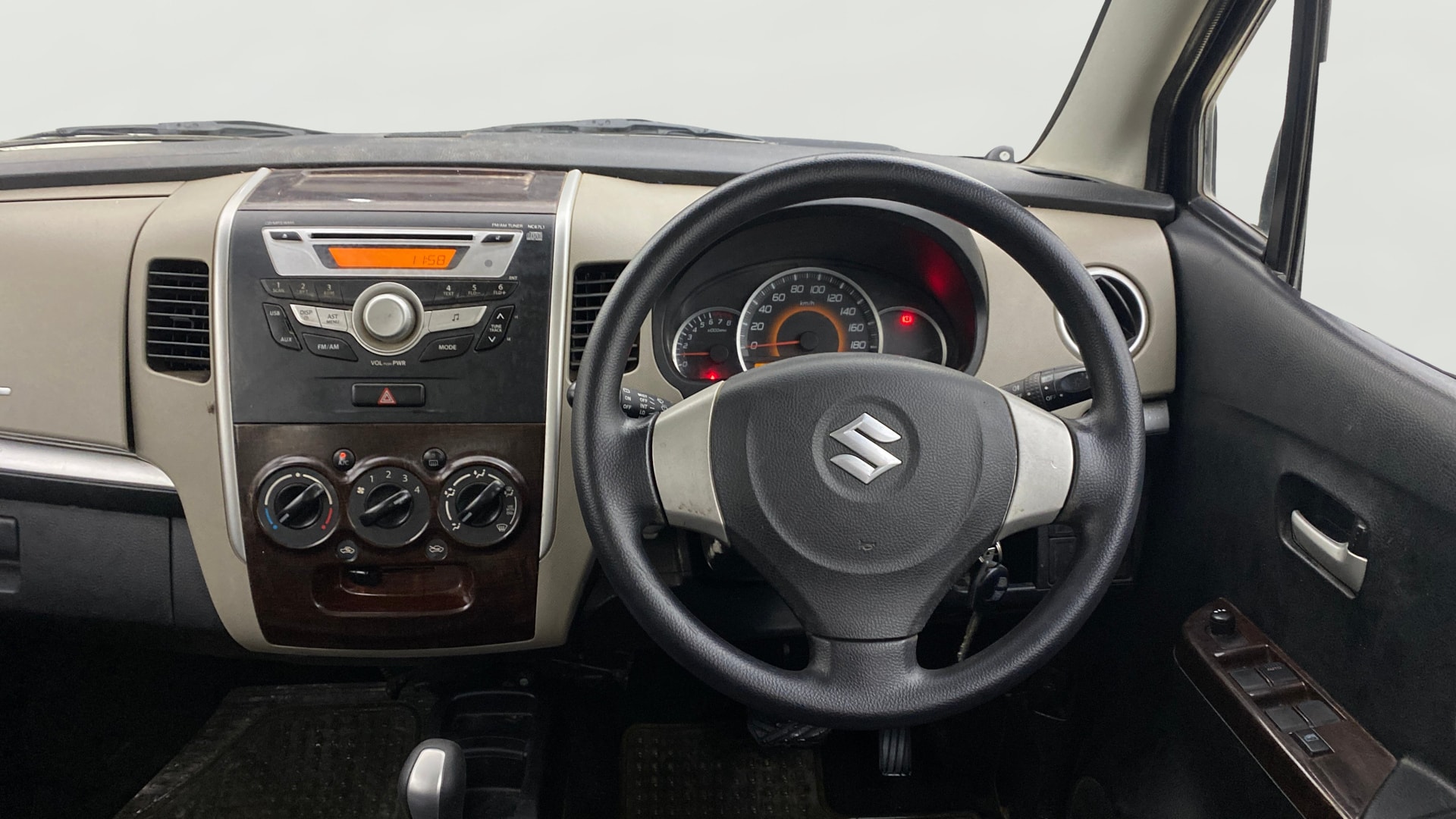 View 2016 Maruti Suzuki 1000 Base Variant Image 20 Used 2016 Maruti Suzuki 1000 Base Variant Image 20