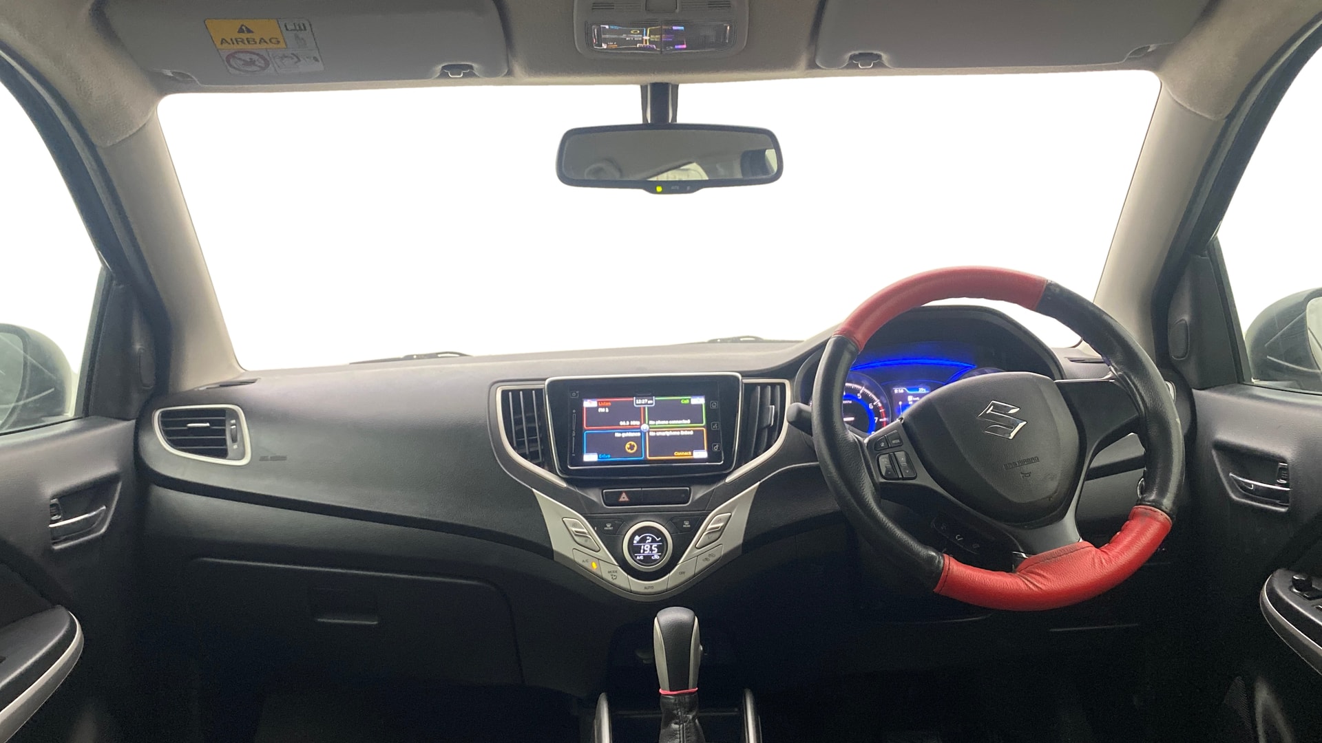 View 2018 Maruti Suzuki 1000 Base Variant Image 16 Used 2018 Maruti Suzuki 1000 Base Variant Image 16