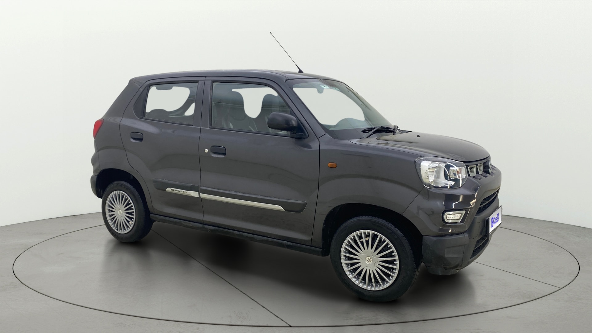 View 2021 Maruti Suzuki 1000 Base Variant Image 21 Used 2021 Maruti Suzuki 1000 Base Variant Image 21