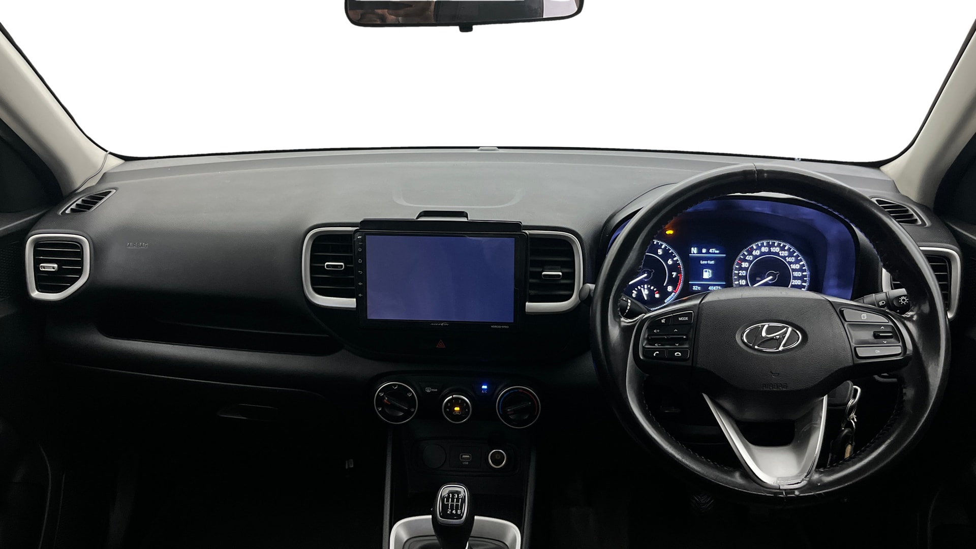 View 2021 Hyundai Venue E 1.2 Petrol BS IV Image 15 Used 2021 Hyundai Venue E 1.2 Petrol BS IV Image 15