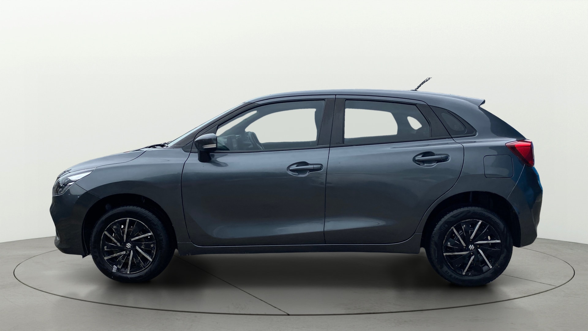 View 2023 Maruti Suzuki 1000 Base Variant Image 5 Used 2023 Maruti Suzuki 1000 Base Variant Image 5