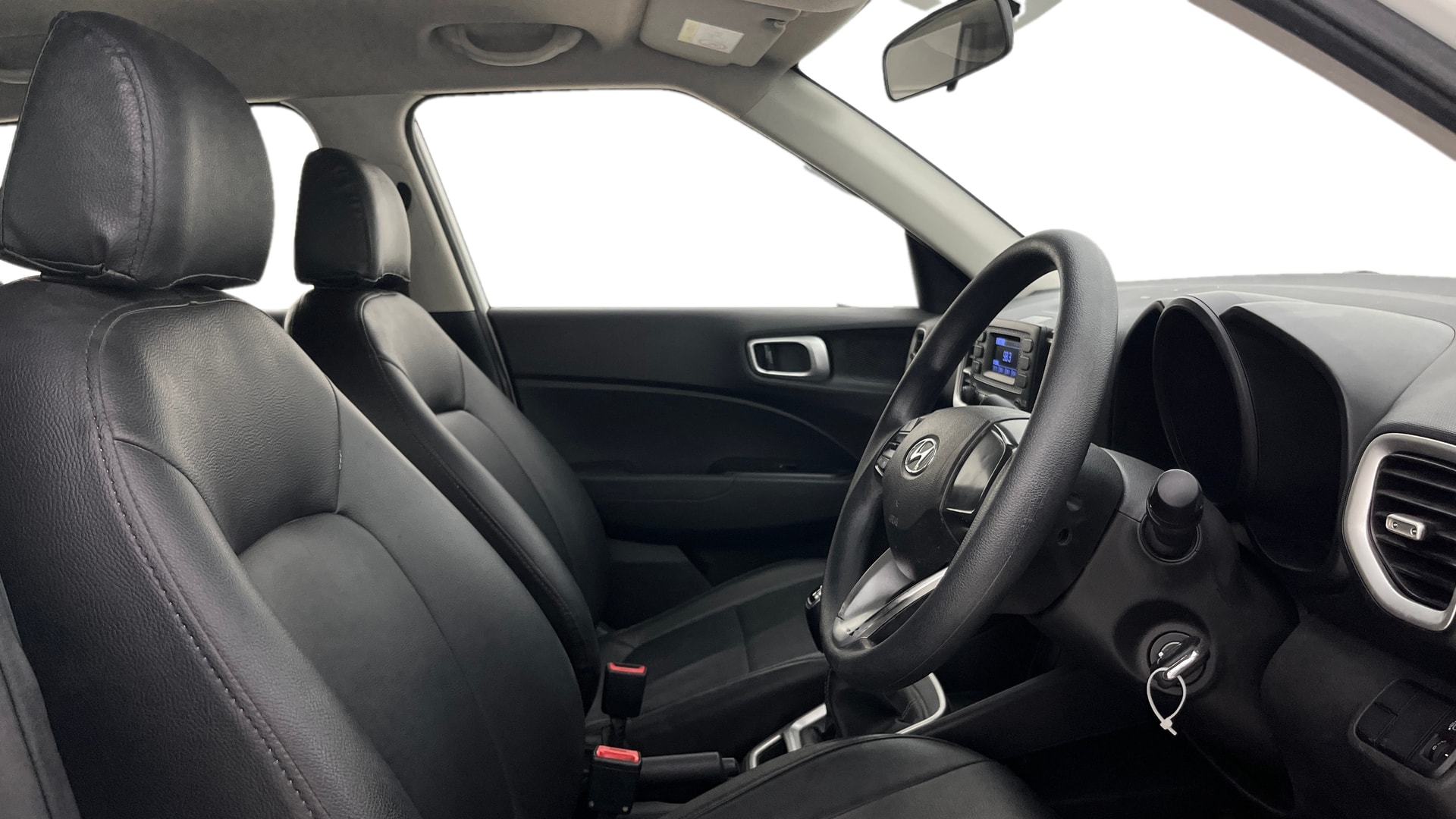 View 2020 Hyundai Venue E 1.2 Petrol BS IV Image 25 Used 2020 Hyundai Venue E 1.2 Petrol BS IV Image 25