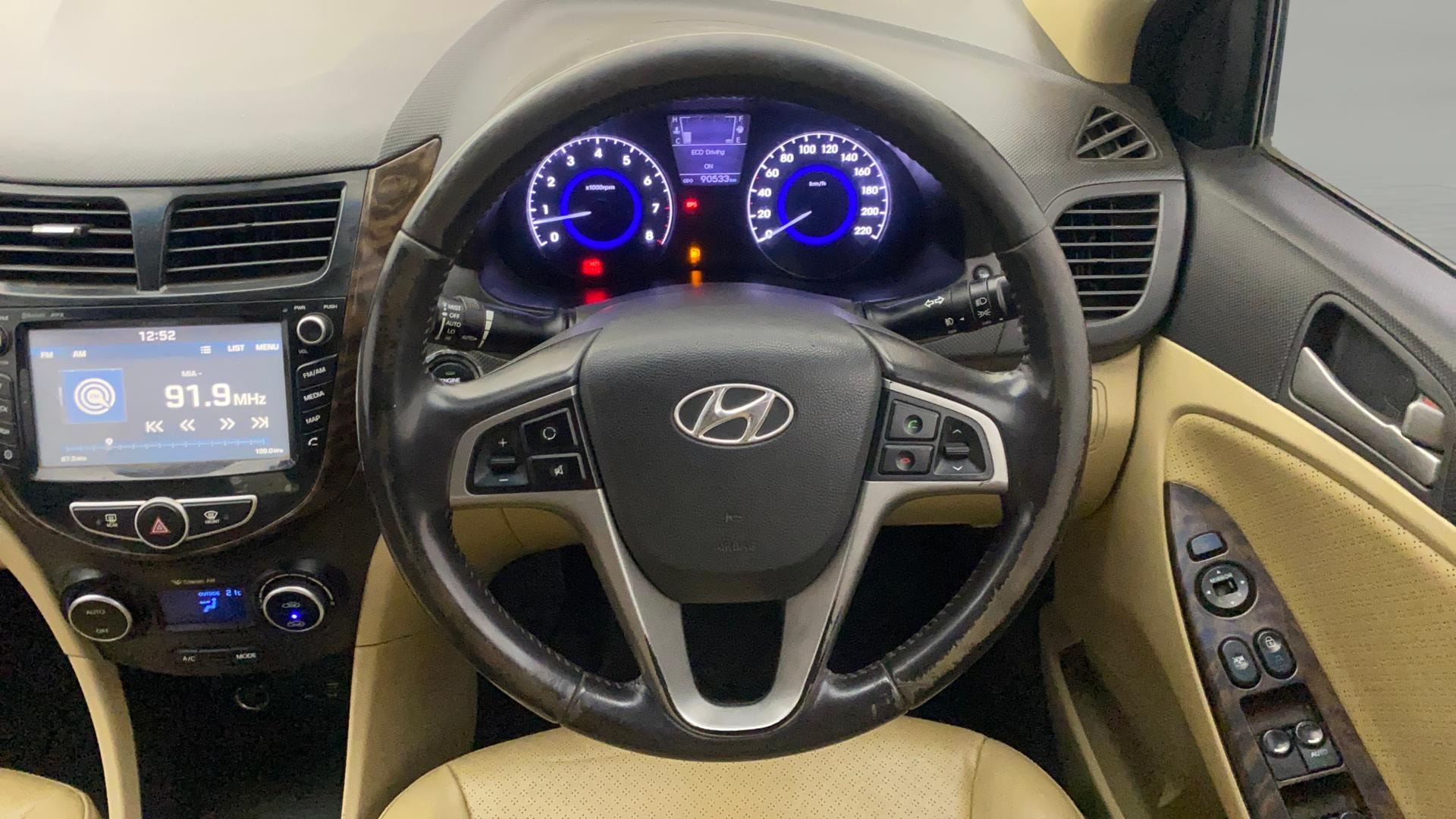 View 2016 Hyundai Verna 1.6 CRDi SX (O) Image 13 Used 2016 Hyundai Verna 1.6 CRDi SX (O) Image 13