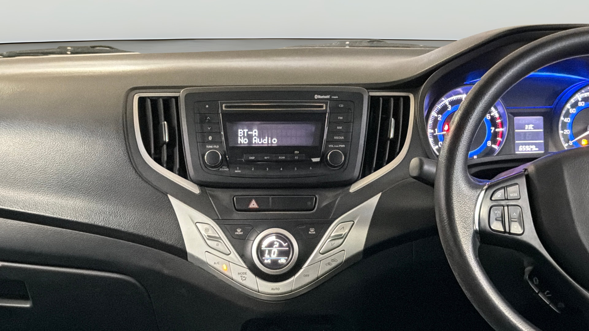 View 2017 Maruti Suzuki 1000 Base Variant Image 17 Used 2017 Maruti Suzuki 1000 Base Variant Image 17