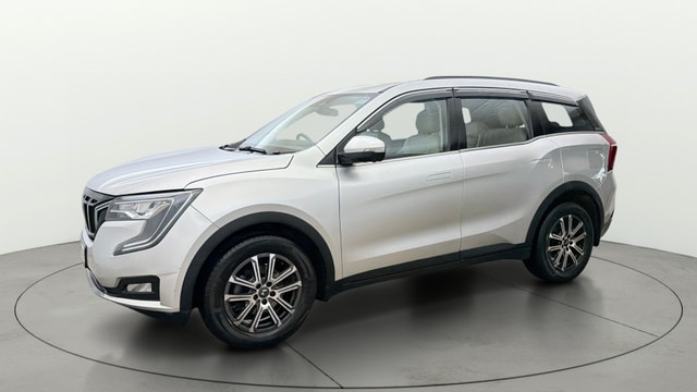 View Mahindra XUV700 Image 23 Used Mahindra XUV700 Image 23