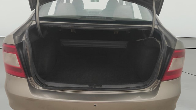 View Skoda Rapid Image 37 Used Skoda Rapid Image 37