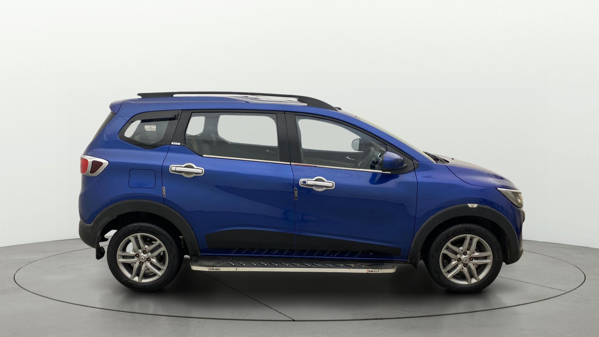 View 2020 Renault Triber RXZ Image 28 Used 2020 Renault Triber RXZ Image 28
