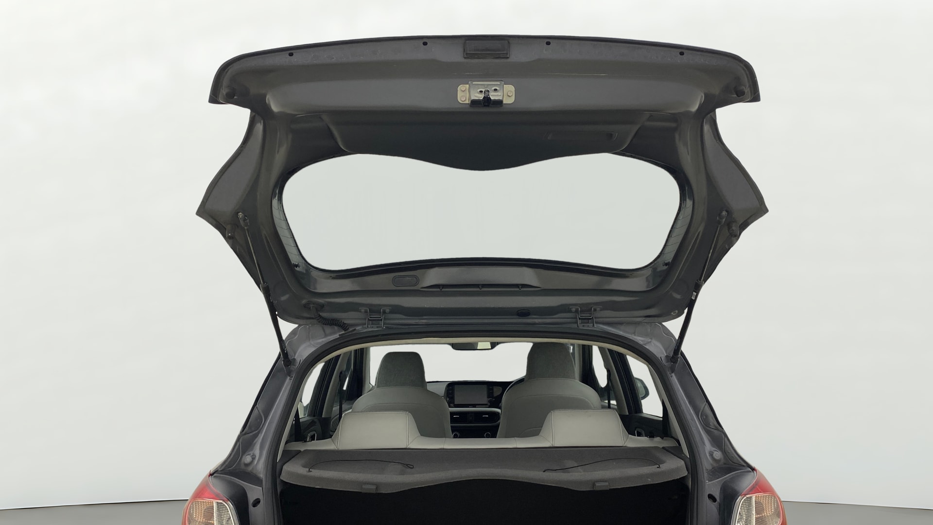 View 2022 Hyundai Grand i10 Nios Sportz Petrol AMT Image 30 Used 2022 Hyundai Grand i10 Nios Sportz Petrol AMT Image 30