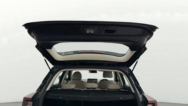 View Mahindra XUV 3XO Image 16 Used Mahindra XUV 3XO Image 16