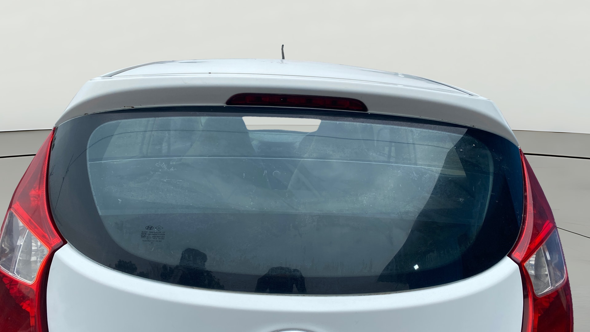 View 2015 Hyundai EON Era Plus Image 4 Used 2015 Hyundai EON Era Plus Image 4