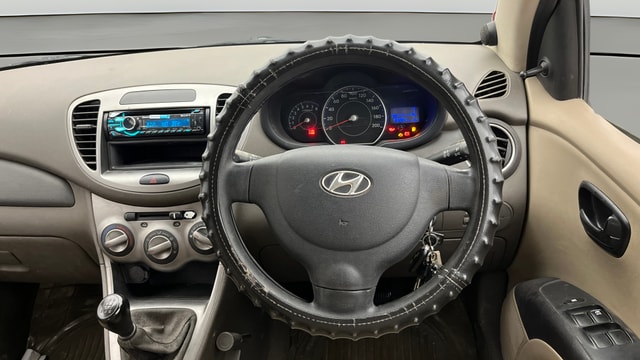 View Hyundai i10 Image 12 Used Hyundai i10 Image 12