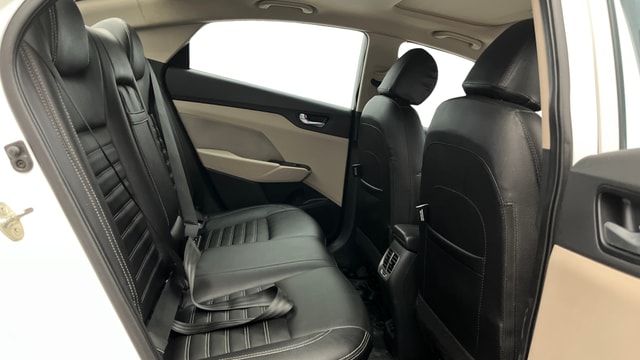 View Hyundai Verna Image 31 Used Hyundai Verna Image 31