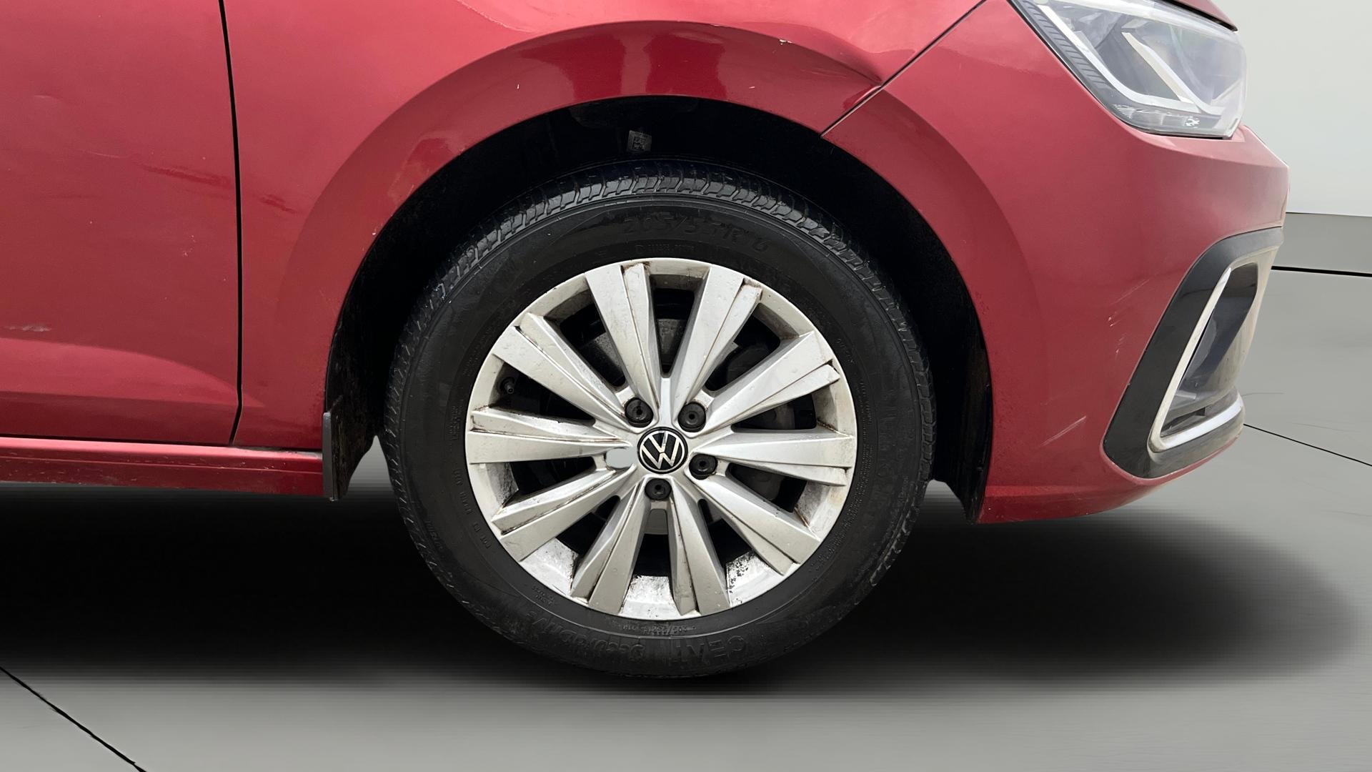 View 2023 Volkswagen Virtus Topline 1.0 TSI MT Image 42 Used 2023 Volkswagen Virtus Topline 1.0 TSI MT Image 42