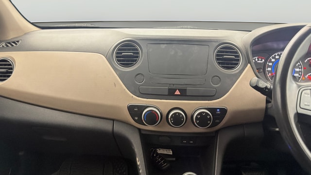 View Hyundai Grand i10 Image 31 Used Hyundai Grand i10 Image 31