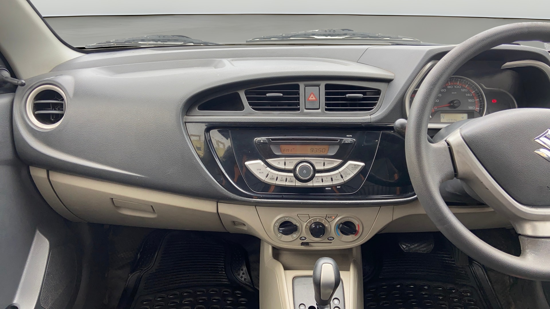 Used 2015 Maruti Suzuki Alto K10 Used 2015 Maruti Suzuki Alto K10
