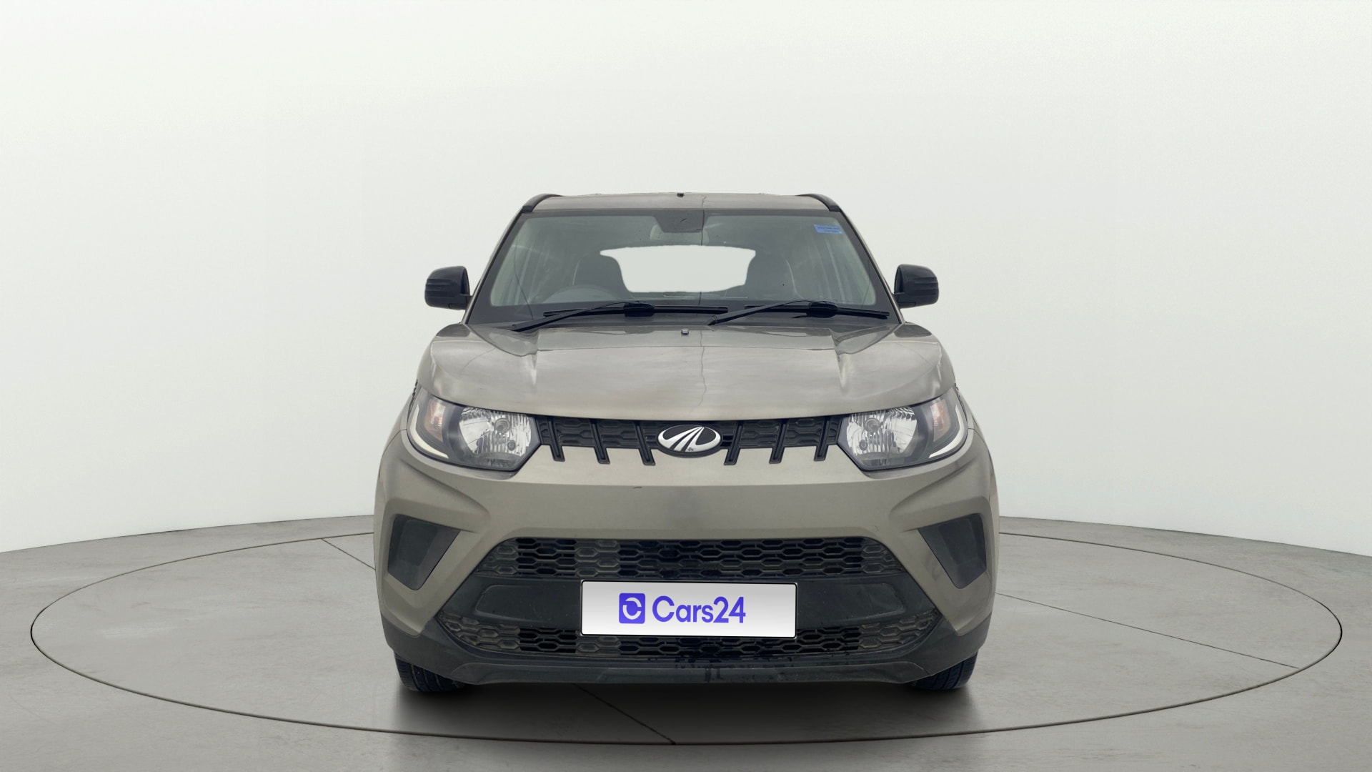 Used 2018 Mahindra KUV100 Used 2018 Mahindra KUV100