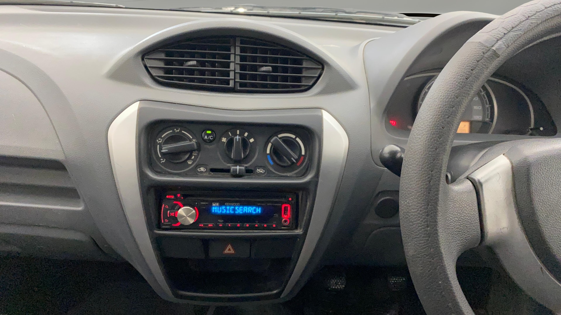 View 2014 Maruti Suzuki Alto 800 LX Image 30 Used 2014 Maruti Suzuki Alto 800 LX Image 30