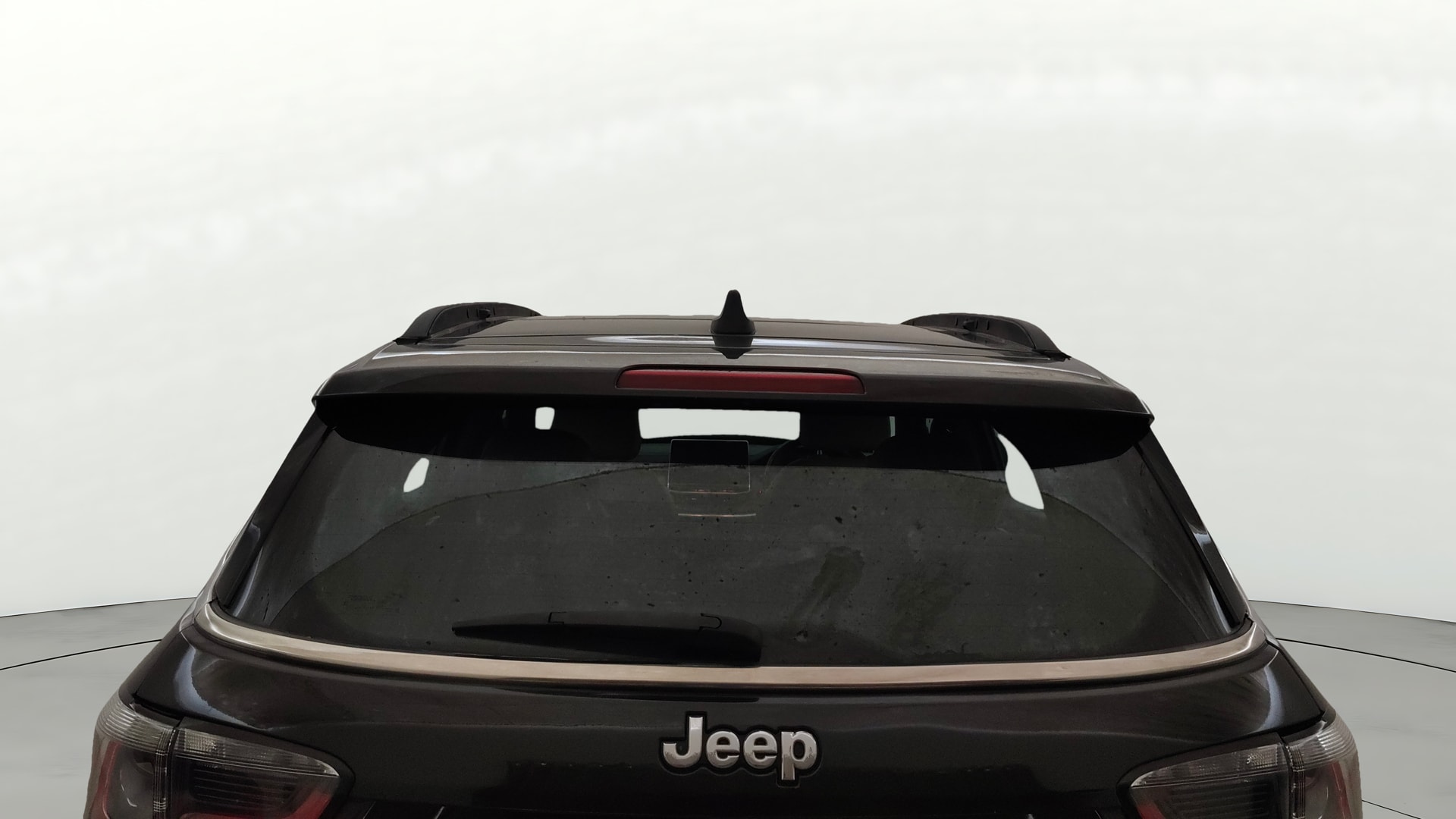 View 2023 Jeep Compass Limited (O)1.4 Multi AIR Petrol DDCT AT BS IV Image 5 Used 2023 Jeep Compass Limited (O)1.4 Multi AIR Petrol DDCT AT BS IV Image 5