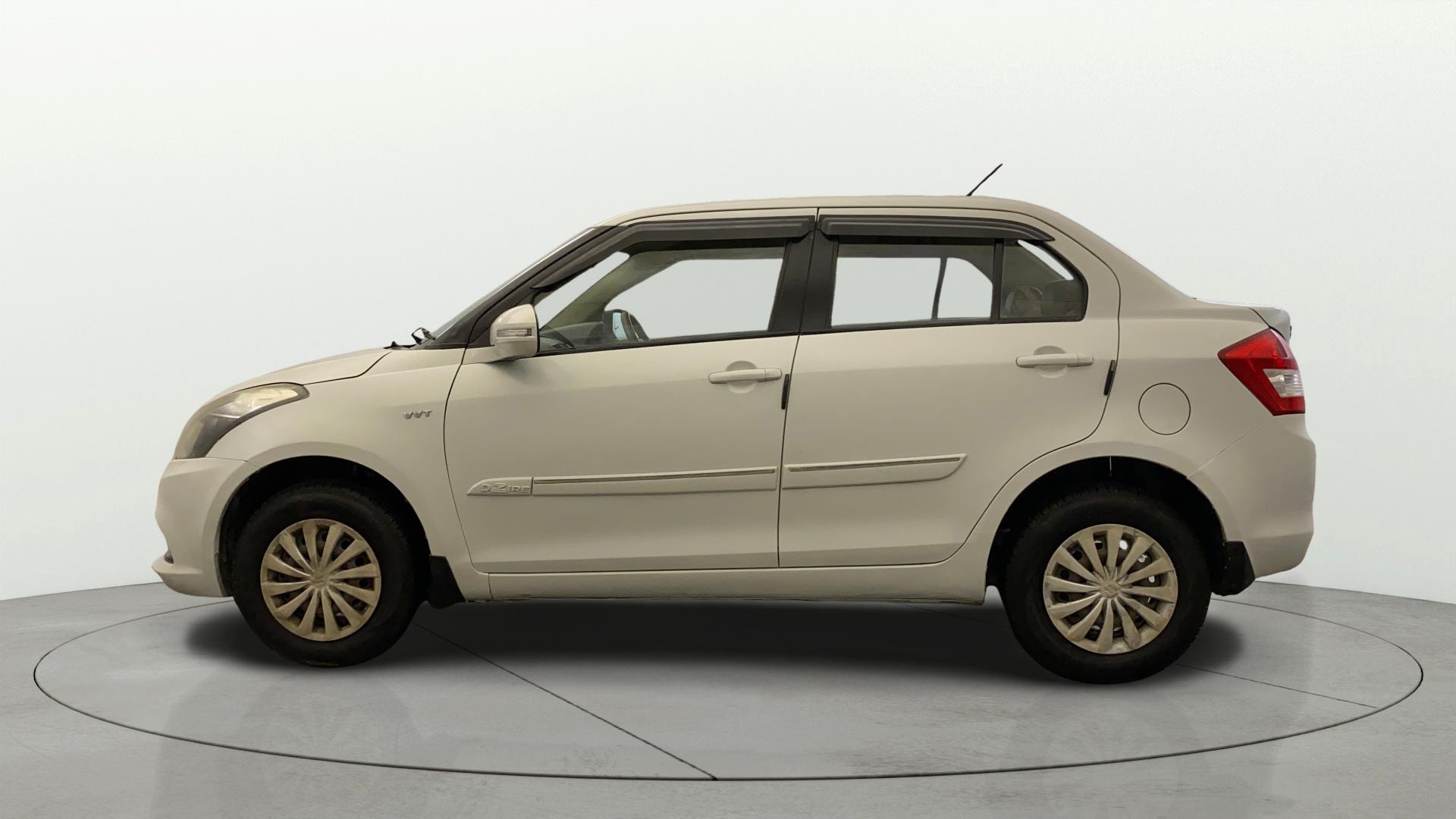 View 2015 Maruti Suzuki 1000 Base Variant Image 25 Used 2015 Maruti Suzuki 1000 Base Variant Image 25