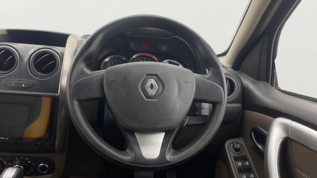 View Renault Duster Image 12 Used Renault Duster Image 12