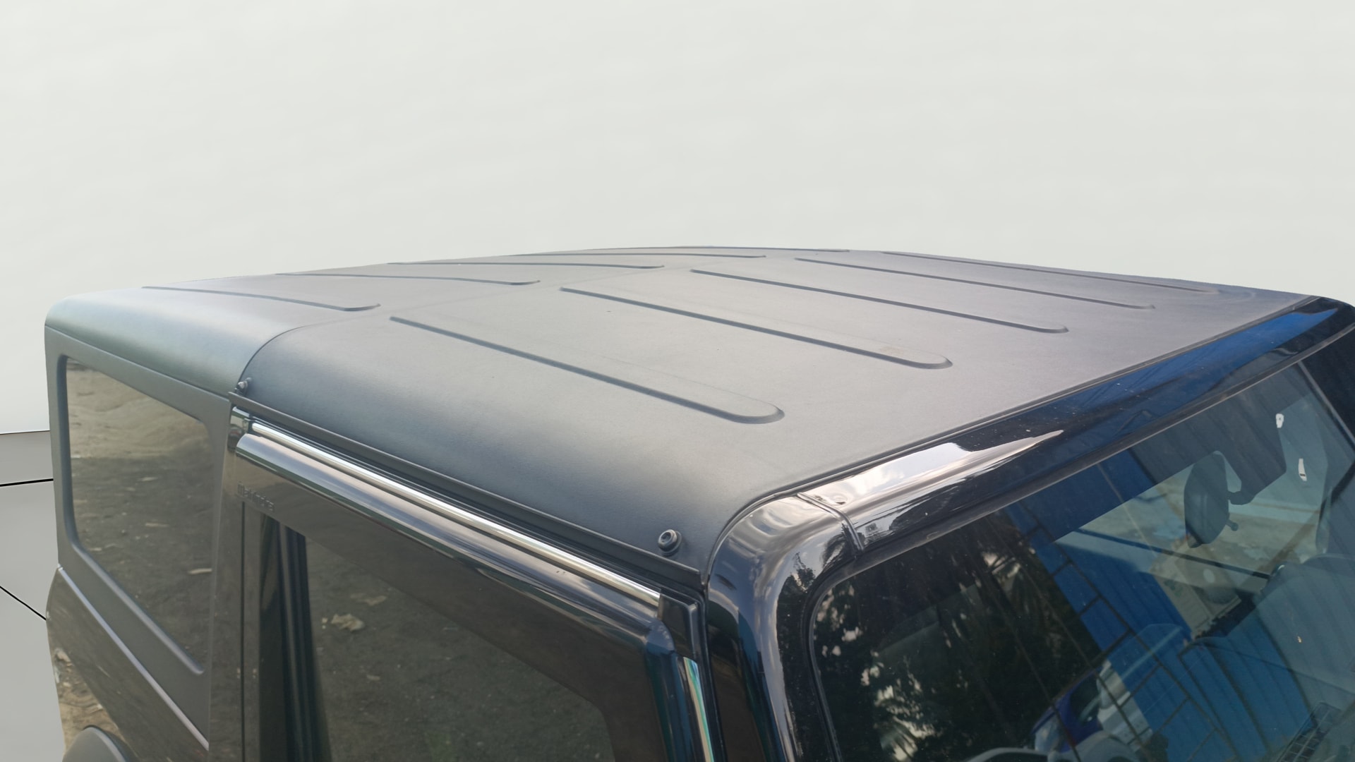 View 2024 Mahindra Thar AX Standard Manual Soft Top 6 Seater Image 7 Used 2024 Mahindra Thar AX Standard Manual Soft Top 6 Seater Image 7