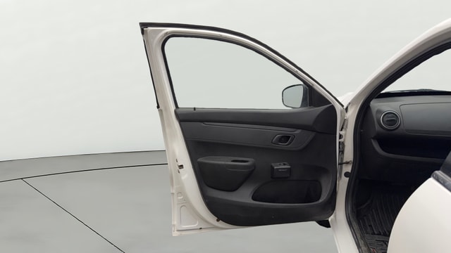 View Renault Kwid Image 31 Used Renault Kwid Image 31