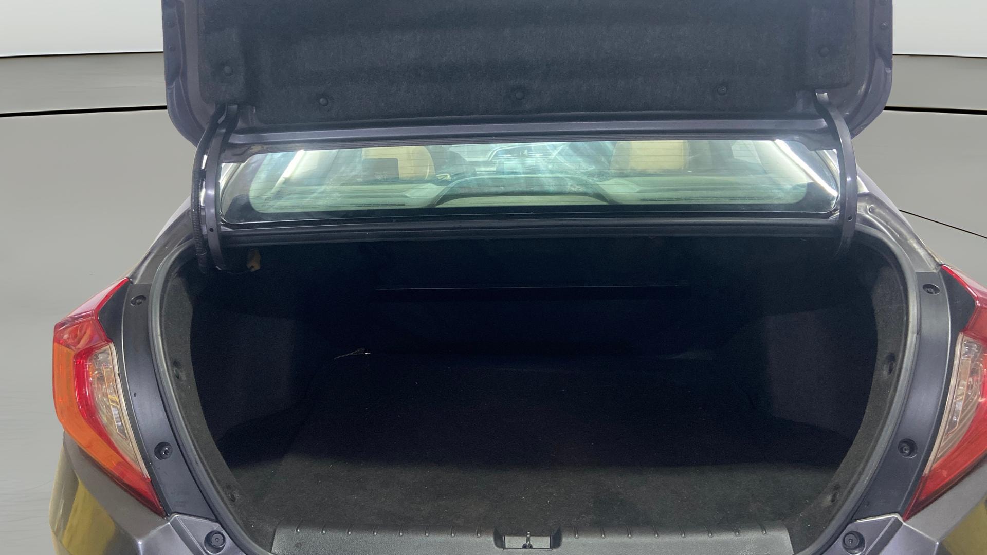 View 2019 Honda Civic Hybrid Image 39 Used 2019 Honda Civic Hybrid Image 39