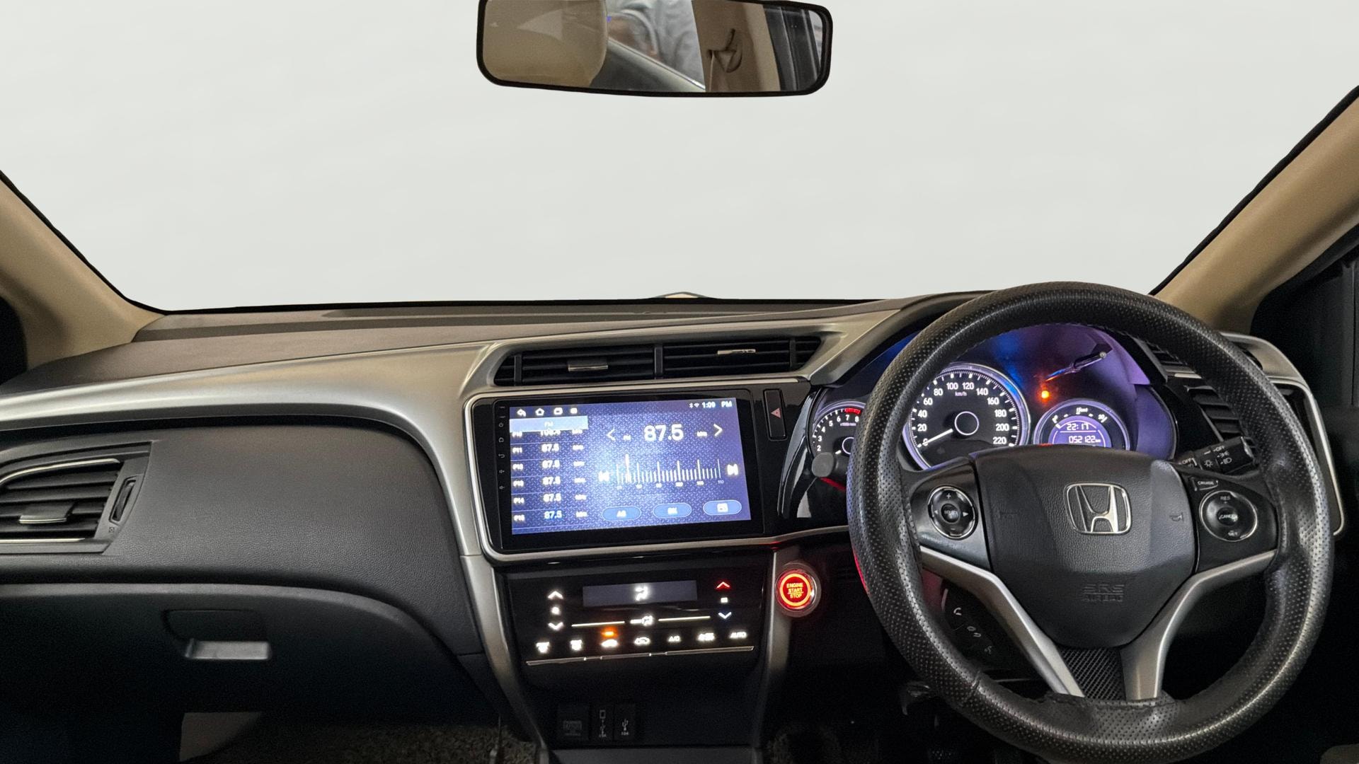 View 2021 Honda City ZX MT Diesel Anniversary Edition Image 18 Used 2021 Honda City ZX MT Diesel Anniversary Edition Image 18