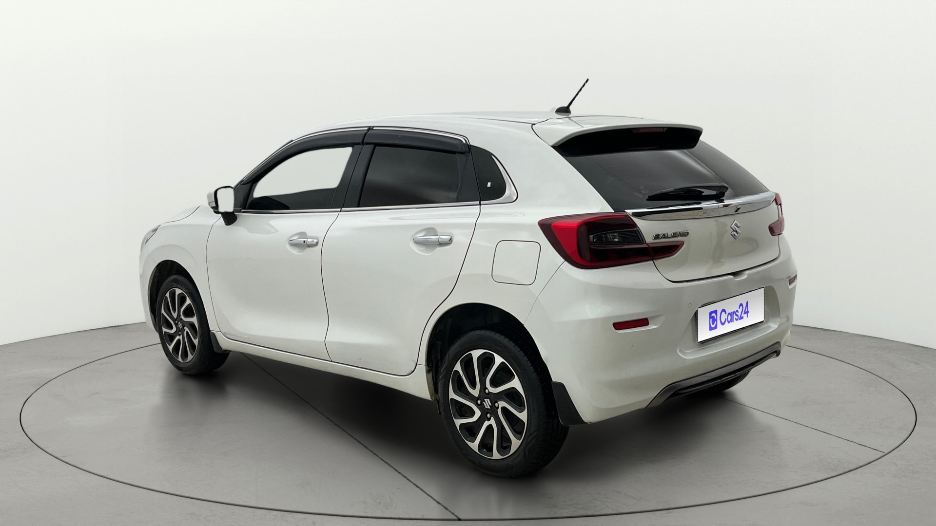 View 2023 Maruti Suzuki 1000 Base Variant Image 2 Used 2023 Maruti Suzuki 1000 Base Variant Image 2