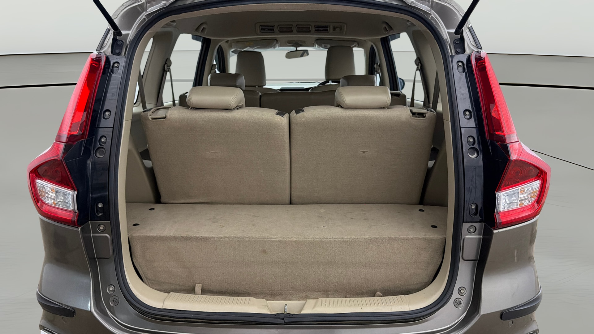 View 2022 Maruti Suzuki 1000 Base Variant Image 37 Used 2022 Maruti Suzuki 1000 Base Variant Image 37