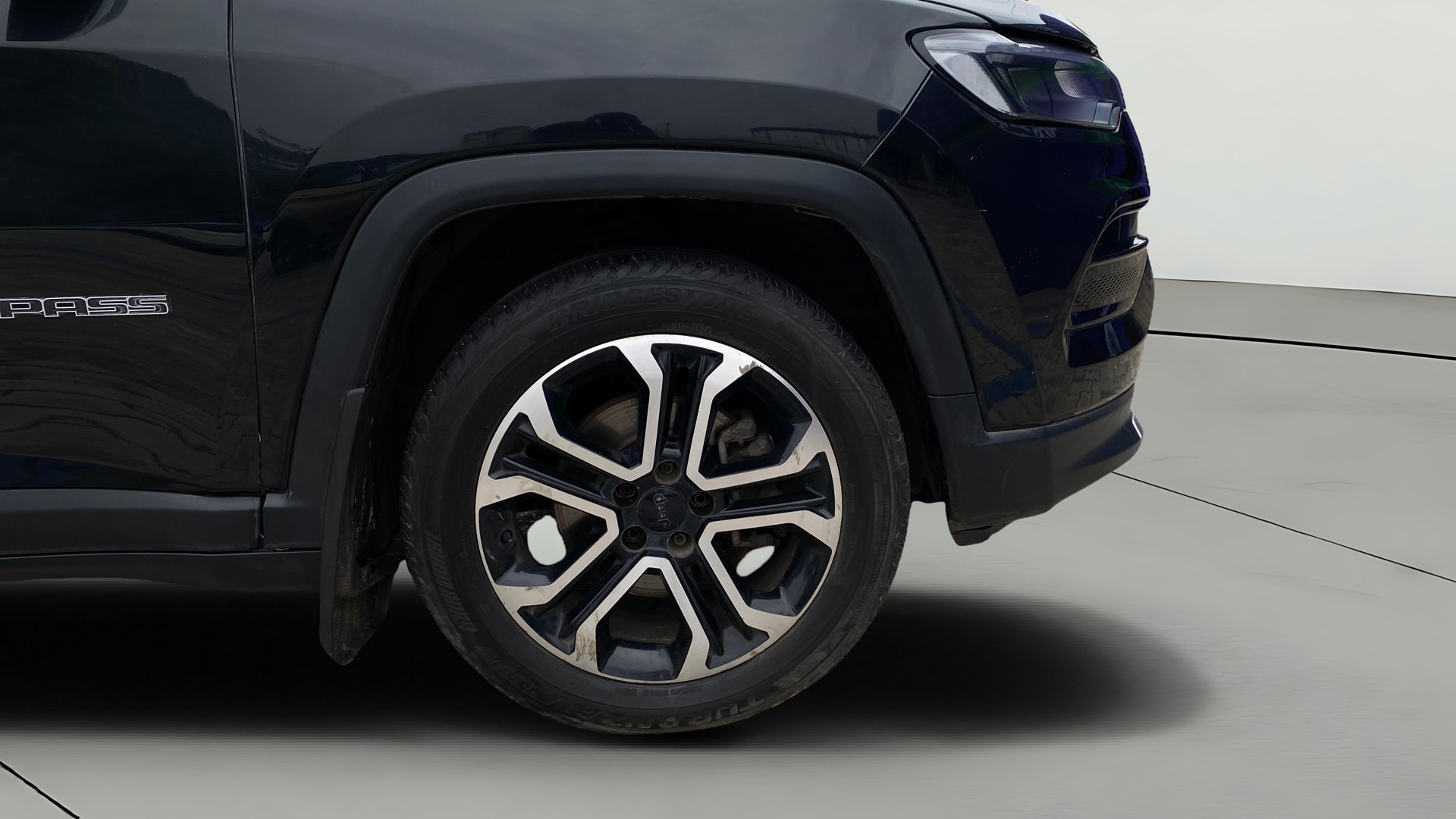 View 2021 Jeep Compass Limited 4X4 (O) 2.0 Diesel BS IV Image 41 Used 2021 Jeep Compass Limited 4X4 (O) 2.0 Diesel BS IV Image 41