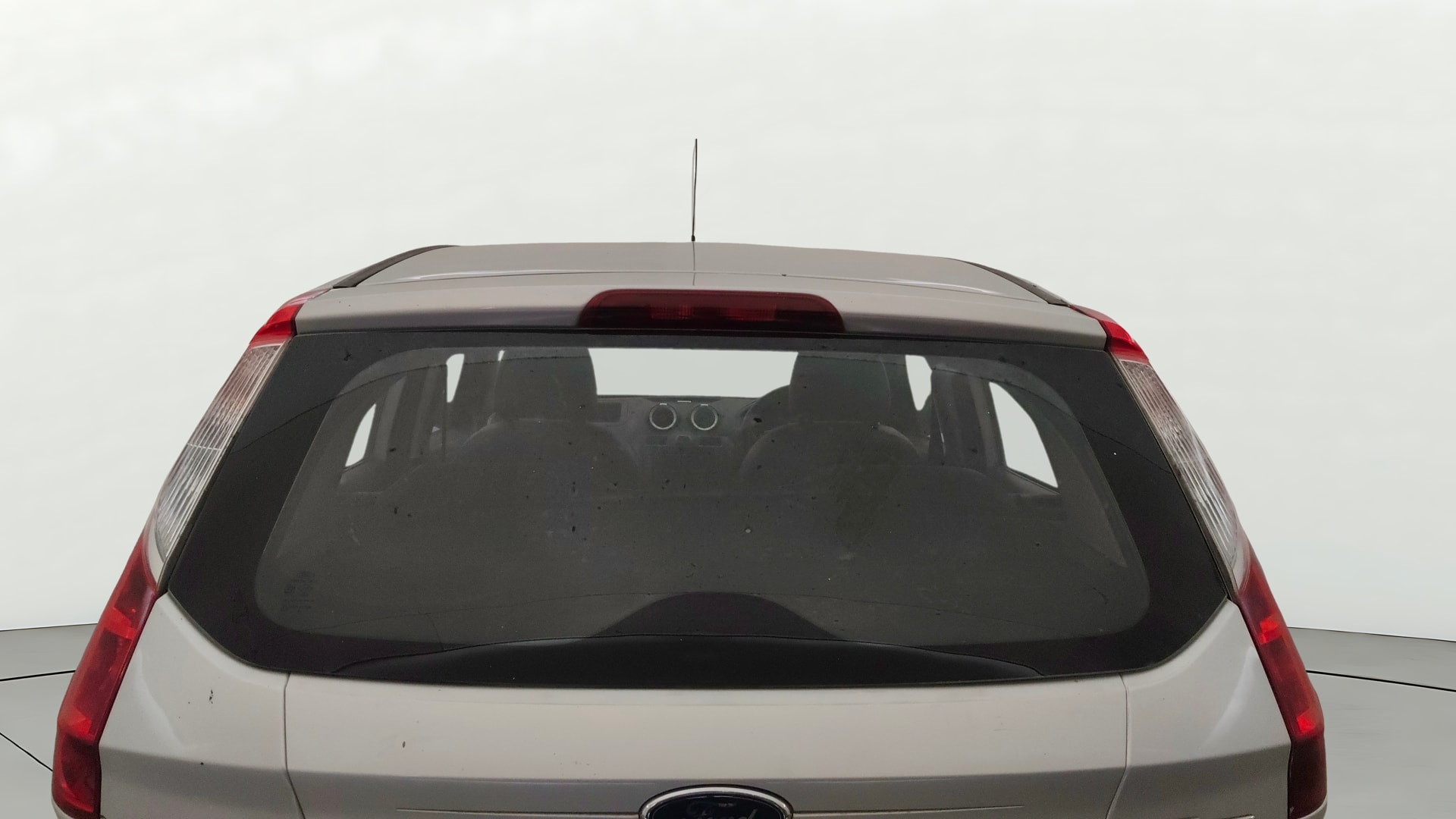 View 2013 Ford Figo 1.2P Ambiente MT BS IV Image 4 Used 2013 Ford Figo 1.2P Ambiente MT BS IV Image 4